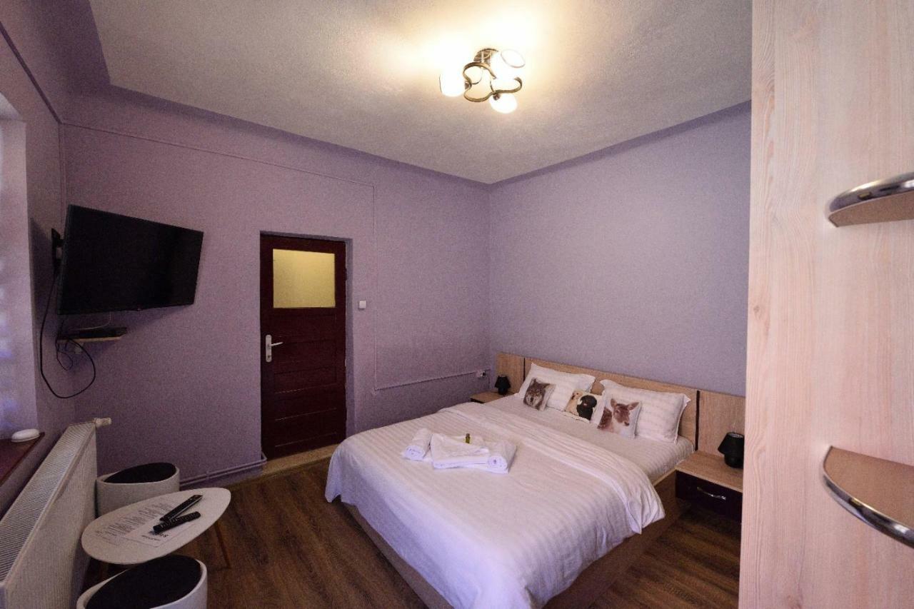 Casa Optim Hotel Calimanesti Luaran gambar