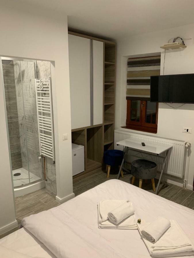 Casa Optim Hotel Calimanesti Luaran gambar